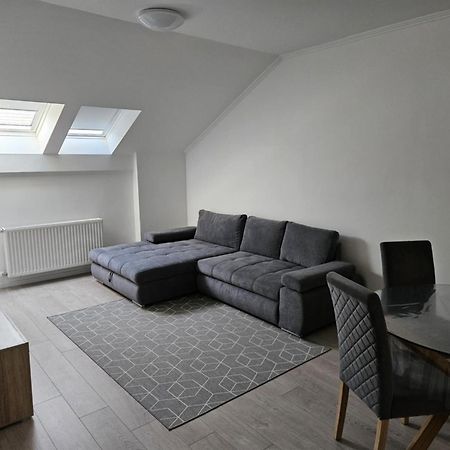 Berzsenyi Apartmanhaz Kaposvar Bagian luar foto