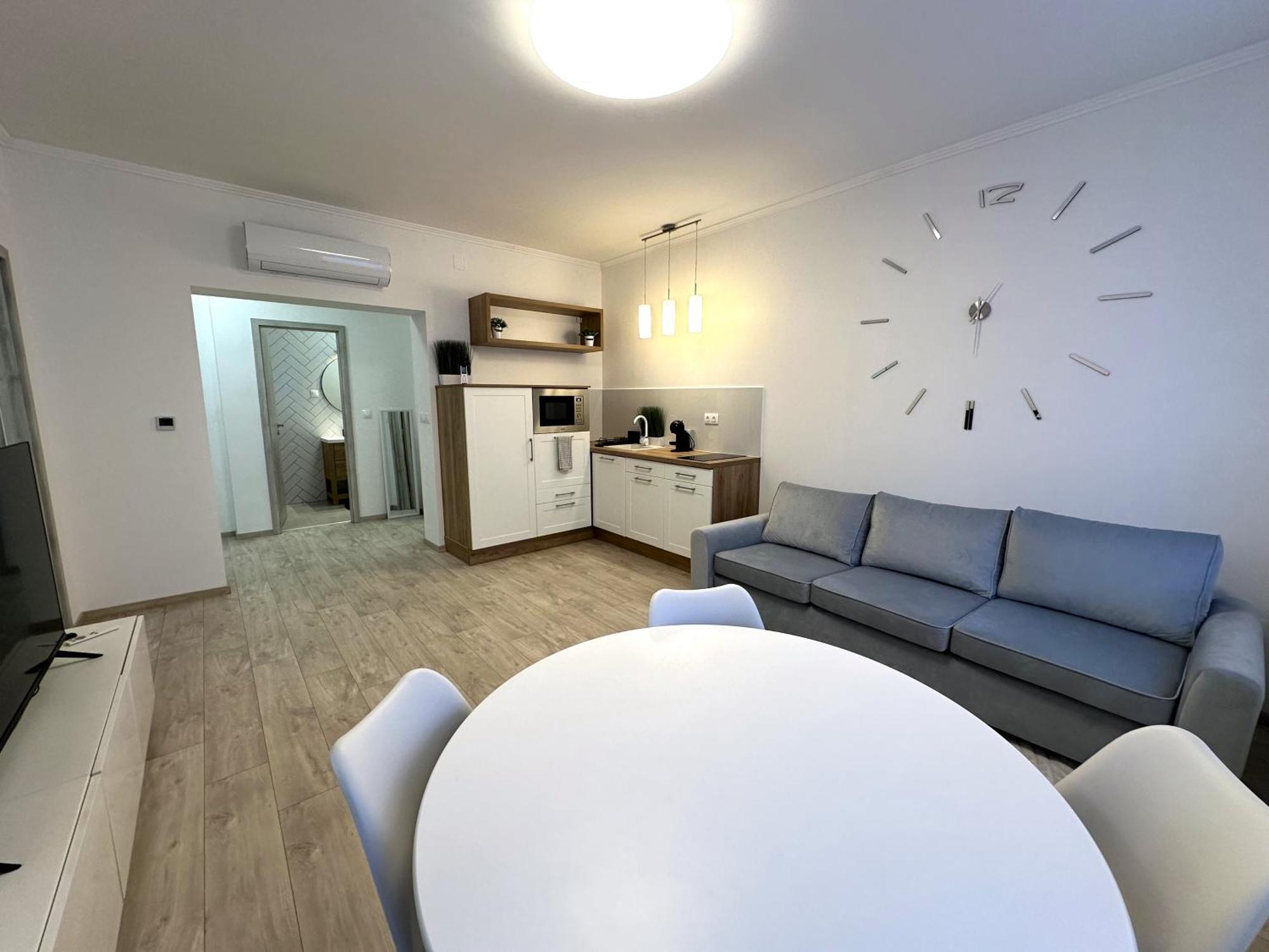 Berzsenyi Apartmanhaz Kaposvar Bagian luar foto