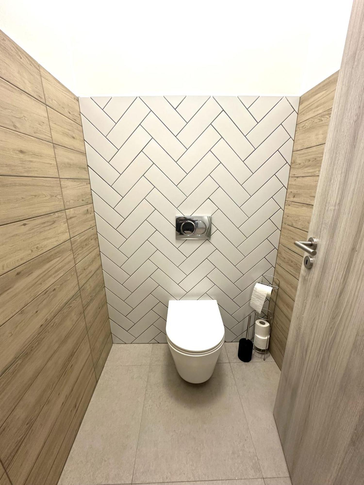 Berzsenyi Apartmanhaz Kaposvar Bagian luar foto